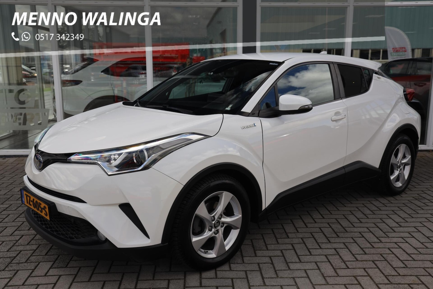 Toyota C-HR - 1.8 Hybrid Dynamic|Automaat|Trekhaak|Stoelverwarming|Camera|Navi|ACC - AutoWereld.nl