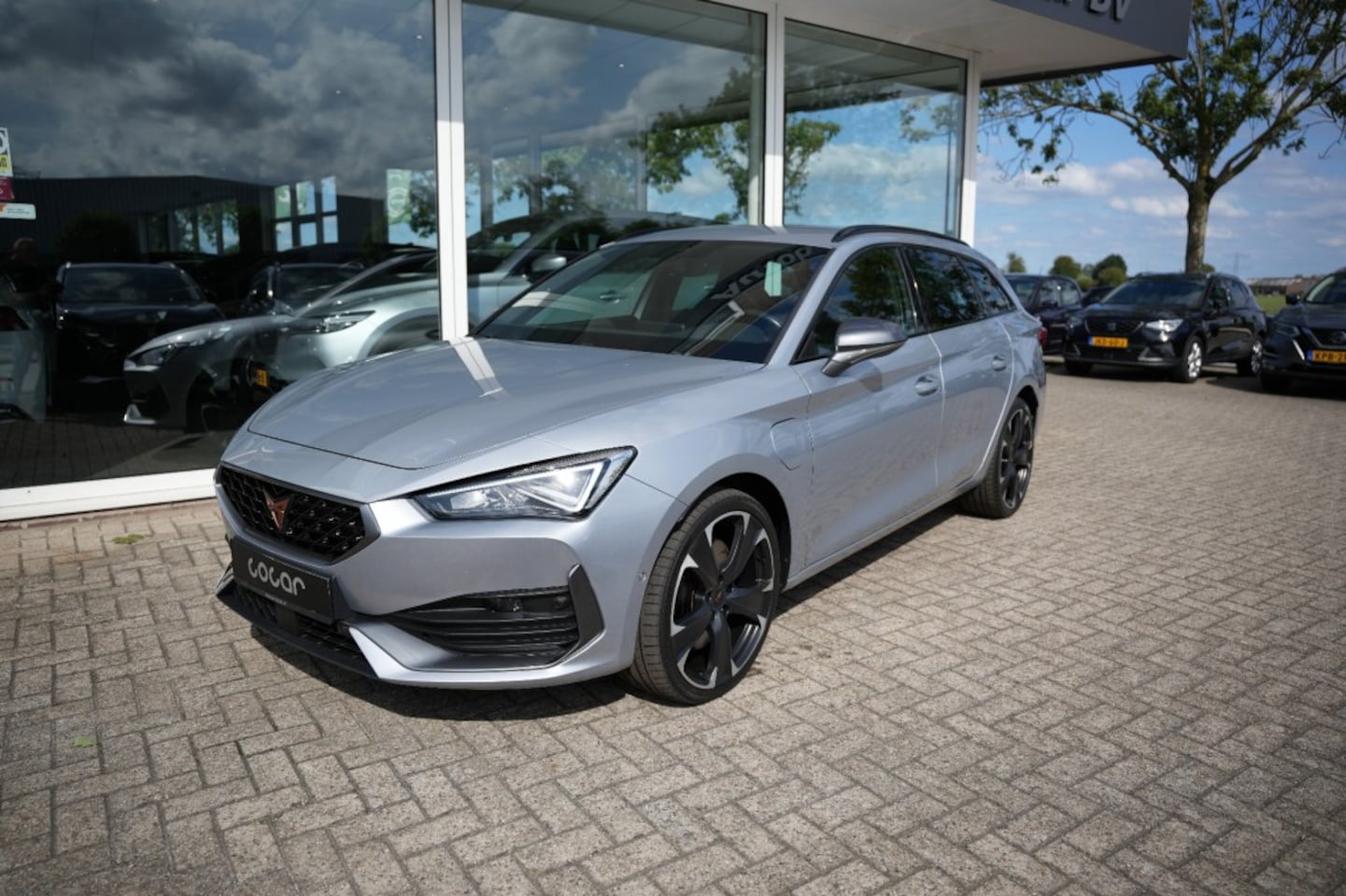 CUPRA Leon - 1.4 E-HYBRID VZ ,ALL IN PRIJS ,Carplay , Navi, ACC - AutoWereld.nl