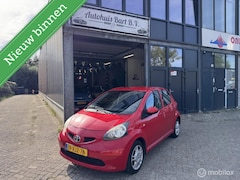 Toyota Aygo - 1.0-12V Comfort 5 Deurs Airco APK NAP Rapport