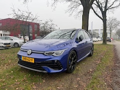 Volkswagen Golf - 2.0 TSI R 4Motion 20 Jahre Ed. 333 PK /AKRA/PANO/HEADUP/MEMORY/HenK