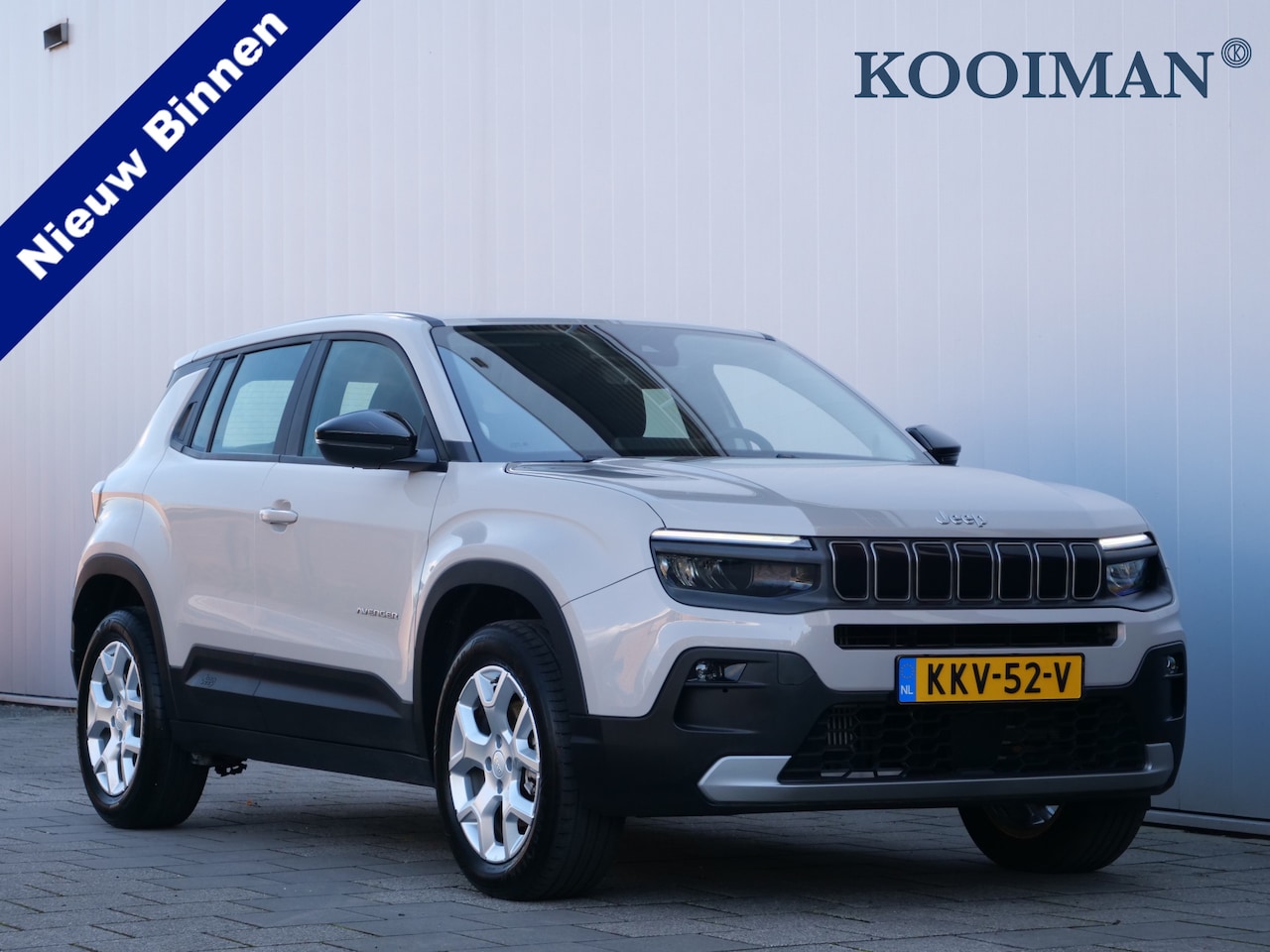 Jeep Avenger - 1.2 e-Hybrid Altitude 101 Pk Camera / Apple Carplay / PDC - AutoWereld.nl
