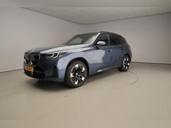BMW X3 - 30e xDrive | M-Sportpakket | LED | Leder | HUD | Active cruise | Trekhaak | Panoramadak |