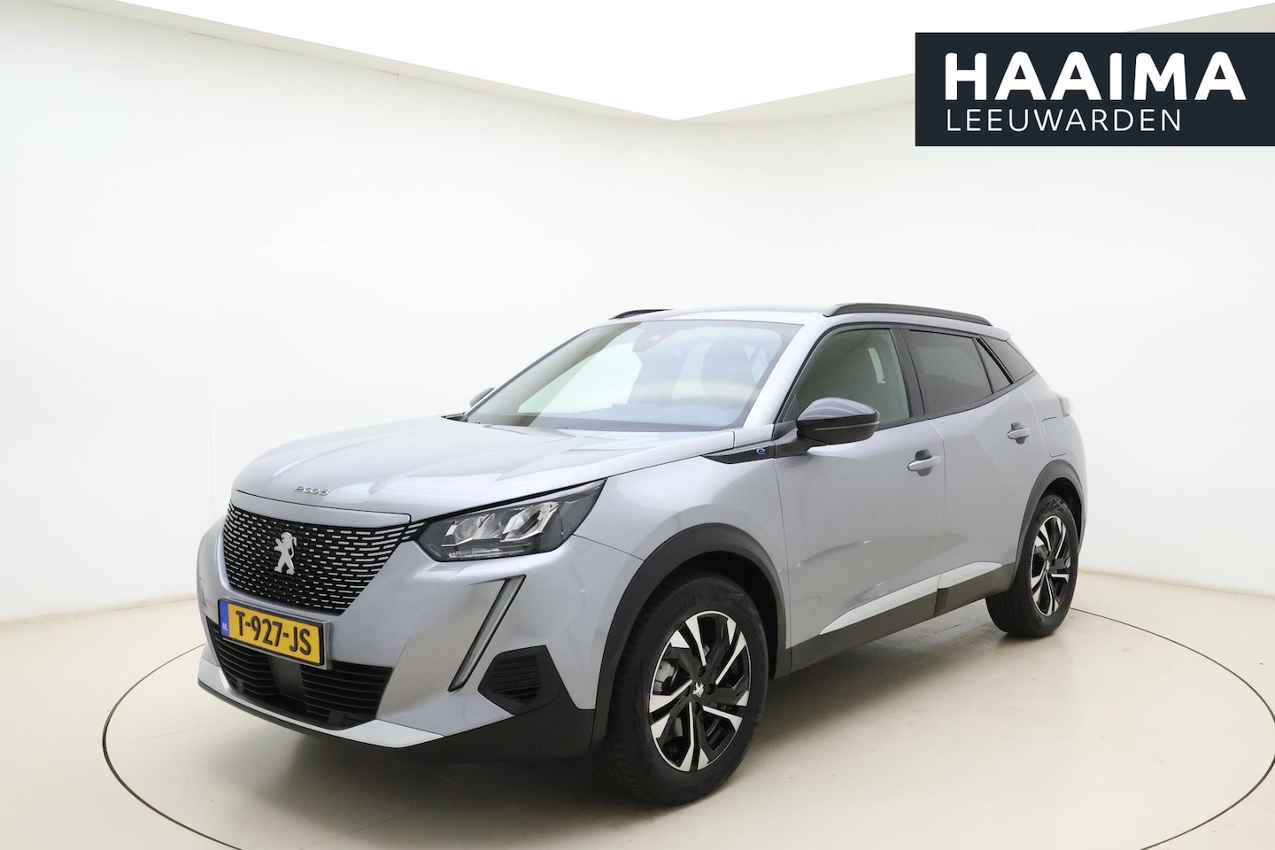 Peugeot e-2008 - EV Allure 50 kWh 100% SOH l Apple Carplay/Android Auto l Bluetooth l DAB l Cruise Control - AutoWereld.nl