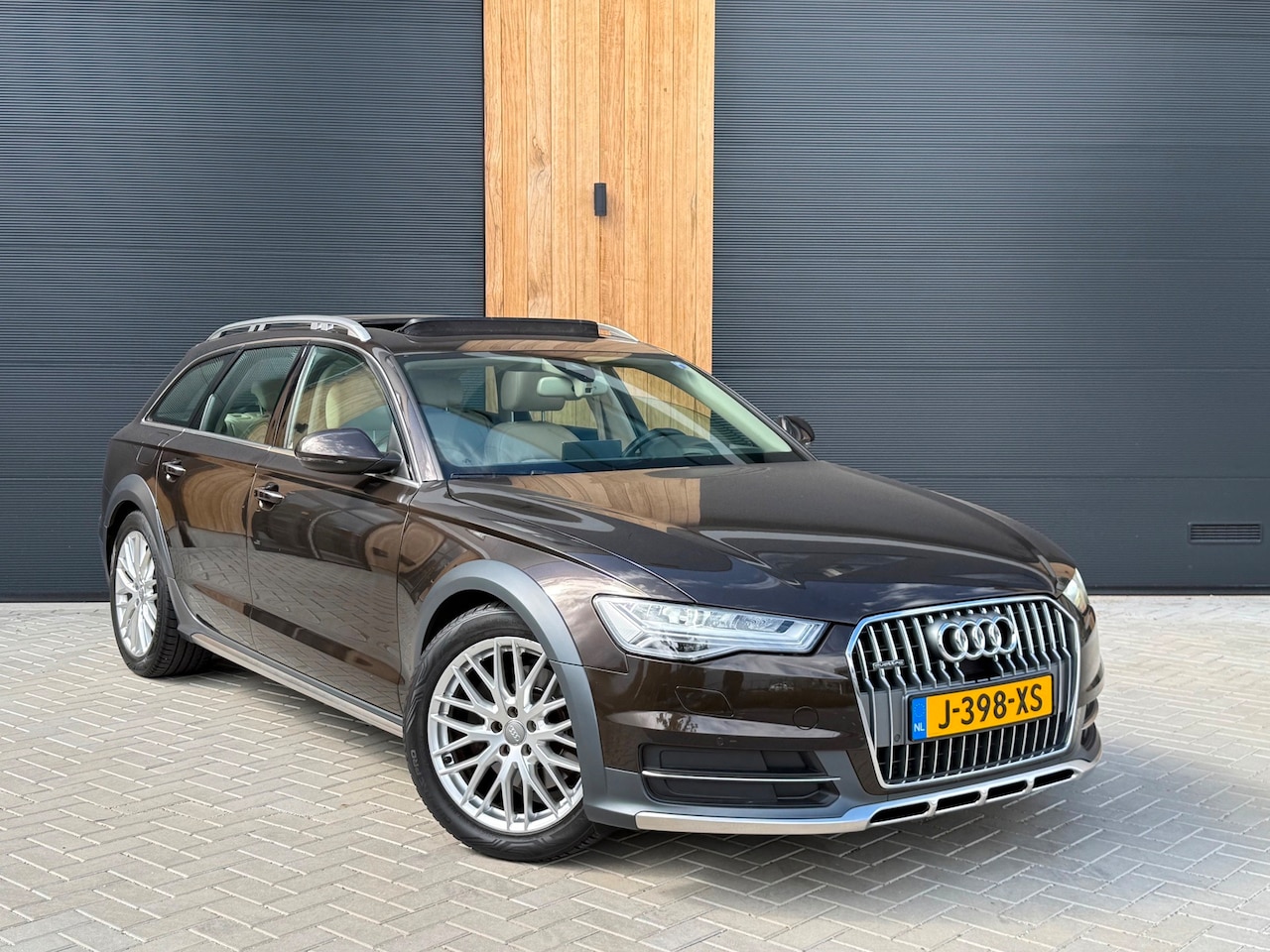 Audi A6 allroad quattro - 3.0 TDI (bj 2016) Zeer compleet|HuD|PANO|LEER - AutoWereld.nl