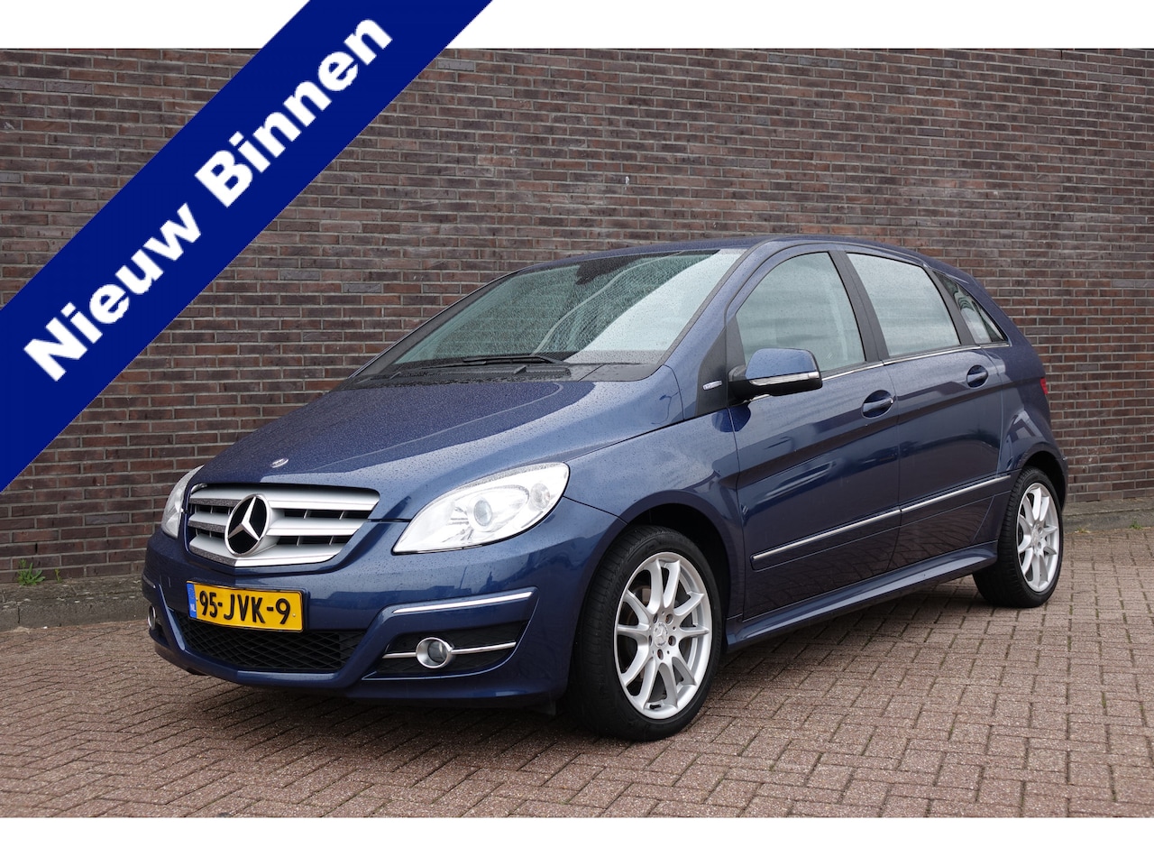 Mercedes-Benz B-klasse - 180 Blue Efficiency 180 BlueEFFICIENCY, keurige auto met ijskoude airco en schuifdak - AutoWereld.nl