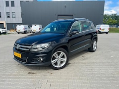 Volkswagen Tiguan - 1.4 TSI Sport&Style Trekhaak|Stoelverwarming