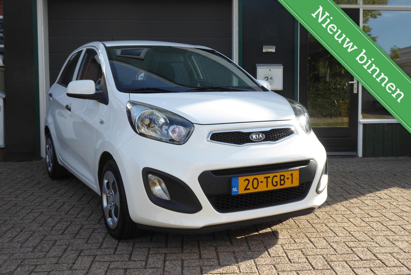 Kia Picanto - 1.0 CVVT Comfort Pack 1.0 CVVT Comfort Pack, 2012, 147.895 Kilometer - AutoWereld.nl