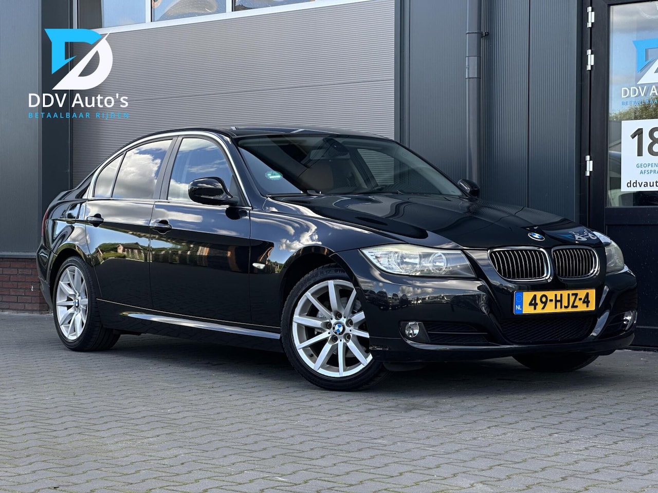 BMW 3-serie - 320i/170pk LCI Executive|AUT|NAP|Leder|Climate|PDC V+A|Cruise|Navi|Getint Glas|17" LMV - AutoWereld.nl