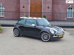 MINI 3-Deurs - 1.6 Cooper Pepper / Airco / Nieuwe Apk / Stoelverwarming