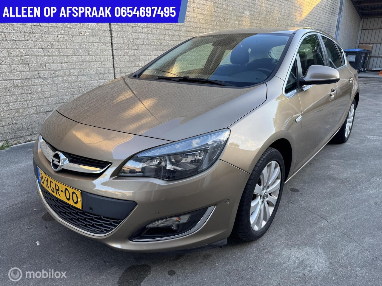 Opel Astra - 1.4 Turbo Business + 123.DKM ECC CRUISE NAVI TREKHAAK - AutoWereld.nl
