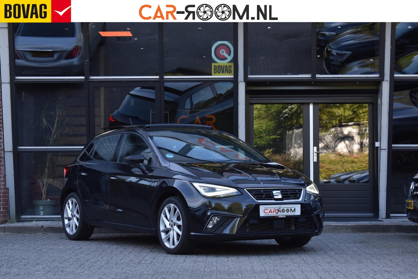 SEAT Ibiza - 1.0 EcoTSI FR Business Intense Pano Camera Lane LED - AutoWereld.nl