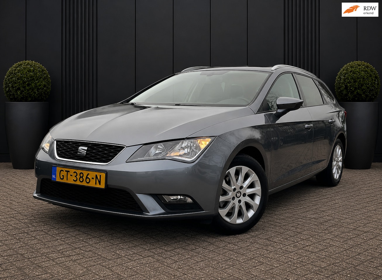 SEAT Leon ST - 1.2 TSI Style CLIMA CRUISE CTRL MF STUUR - AutoWereld.nl