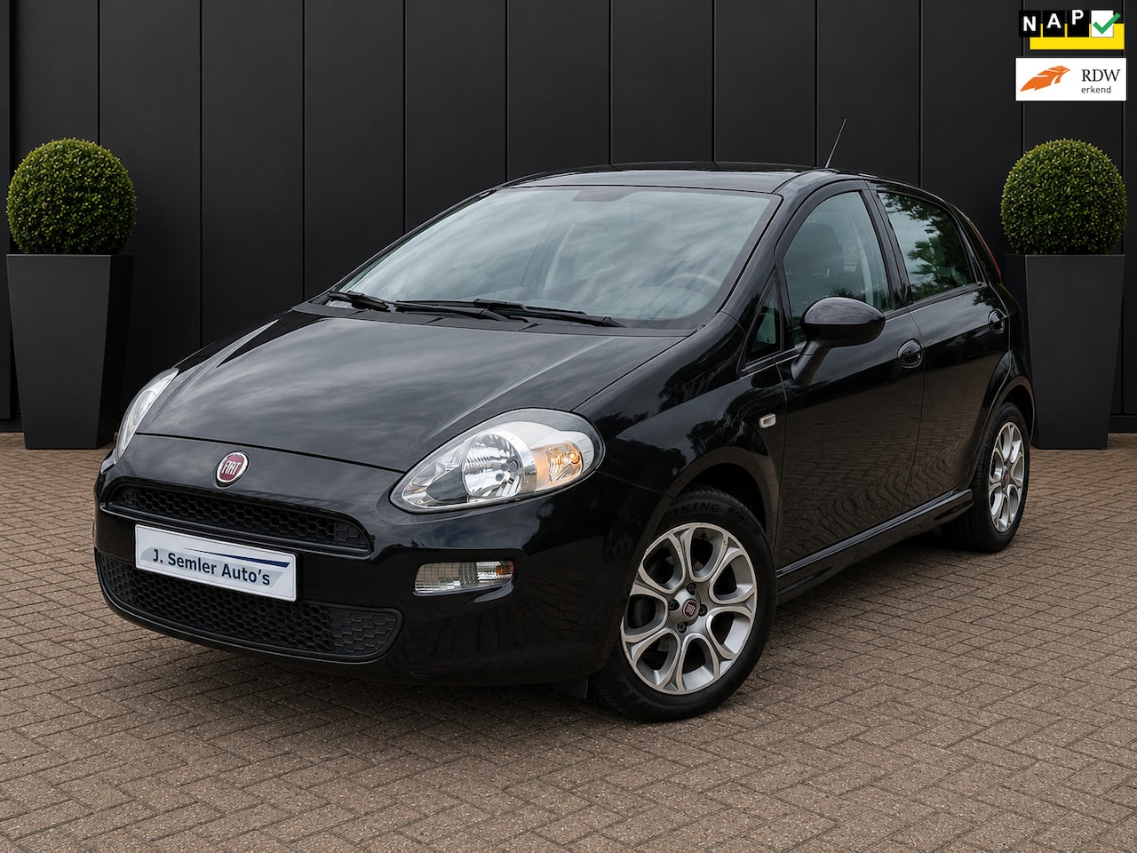 Fiat Punto Evo - 0.9 TwinAir Street AIRCO APK CRUISE DEALER ONDERHOUDEN - AutoWereld.nl