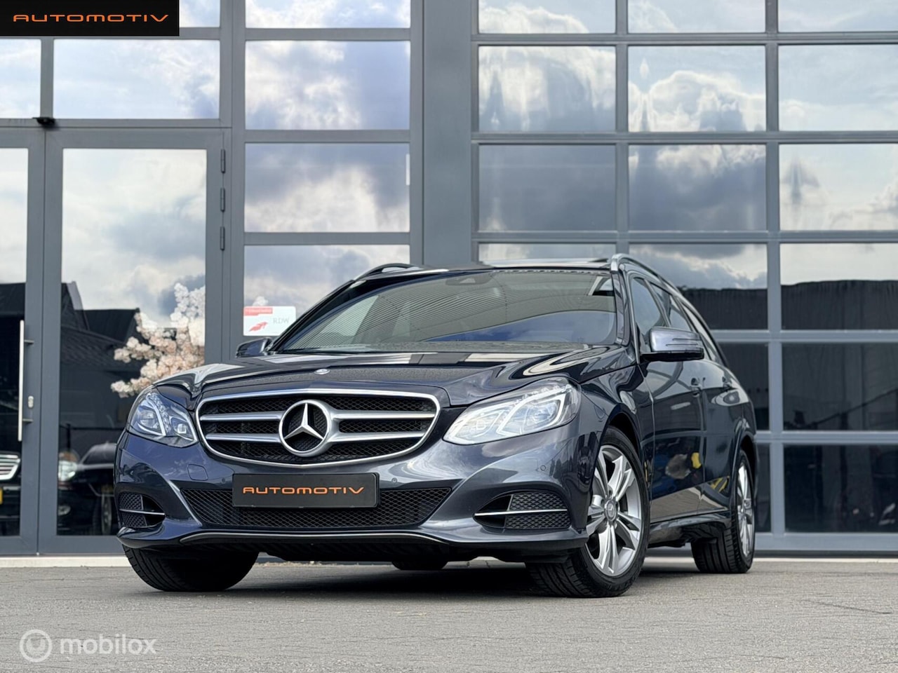 Mercedes-Benz E-klasse Estate - 200 TOPSTAAT / PANO / LED - AutoWereld.nl