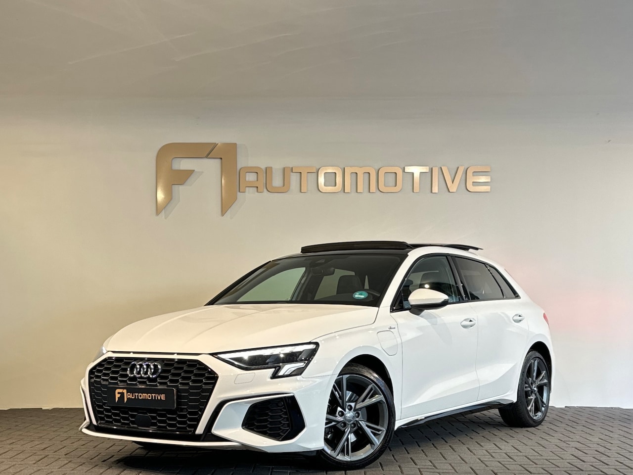 Audi A3 Sportback - 40 TFSI e Business Edition 40 TFSI e Business edition - AutoWereld.nl