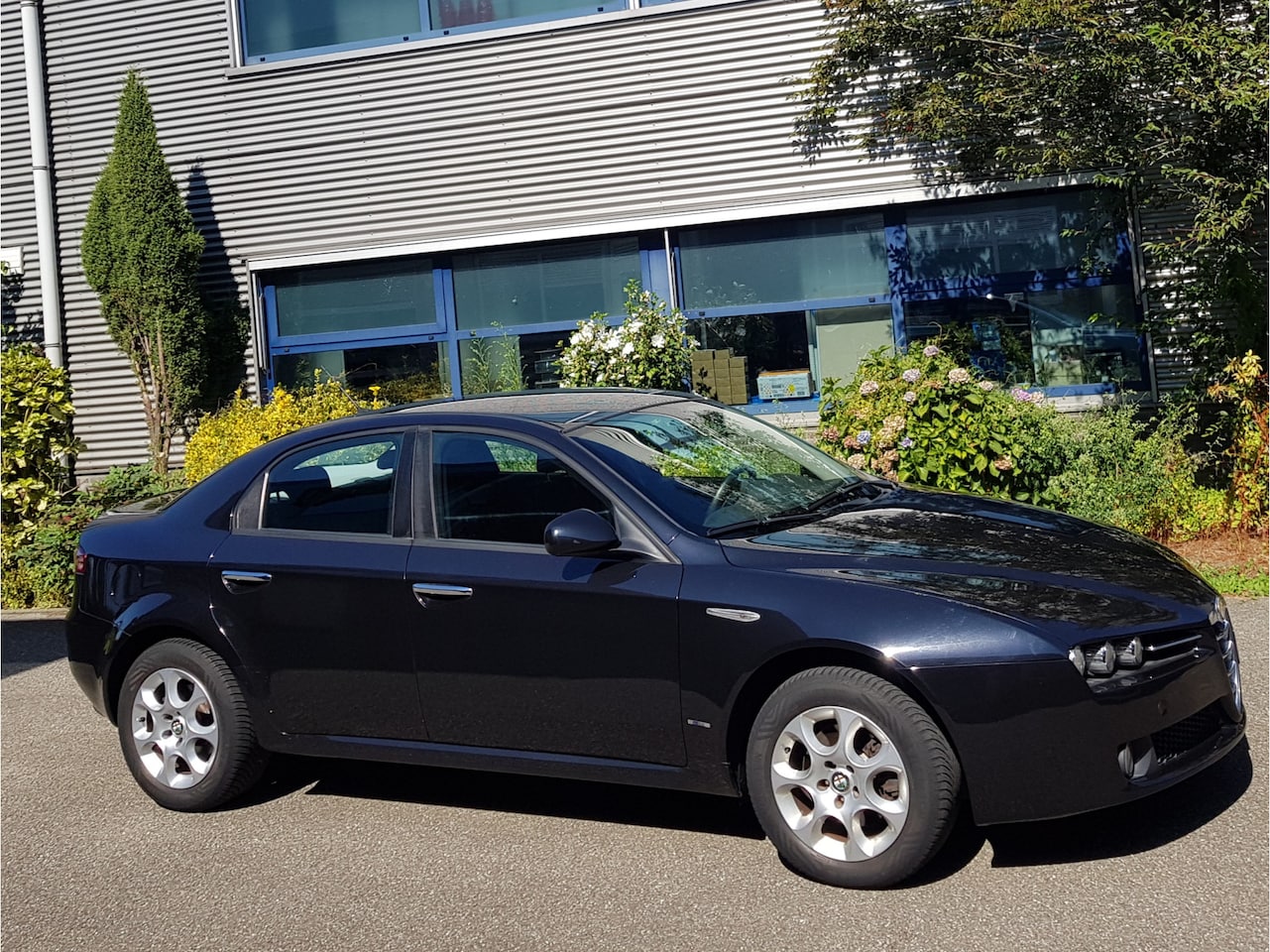 Alfa Romeo 159 - 1.8 16v Airco/Ecc Xenon Blue&Me Cruise Nap - AutoWereld.nl