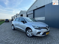 Renault Clio Estate - 1.2 16V LIMITED CRUISE CONTROL NAVI PARK-SENSOREN