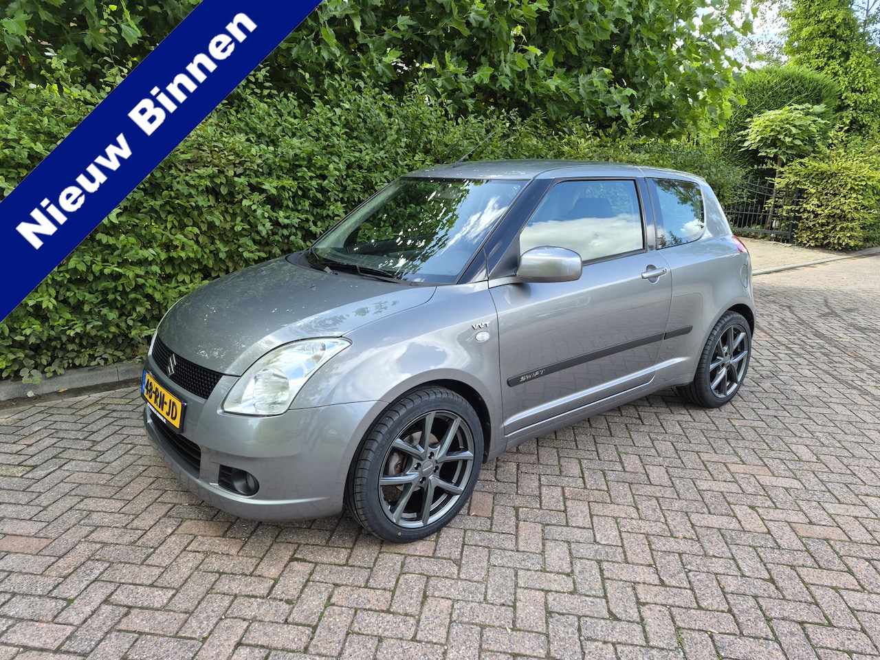 Suzuki Swift - 1.5 Exclusive Nwe velgen en nwe banden! - AutoWereld.nl