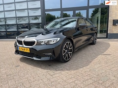 BMW 3-serie - 320i High Executive, Automaat, Dealer Onderhouden
