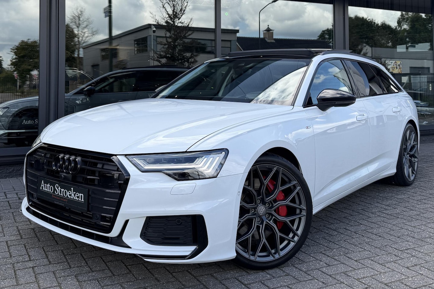 Audi A6 Avant - 55 TFSIe Quattro S-Line Pano B&O Nachtzicht HuD - AutoWereld.nl