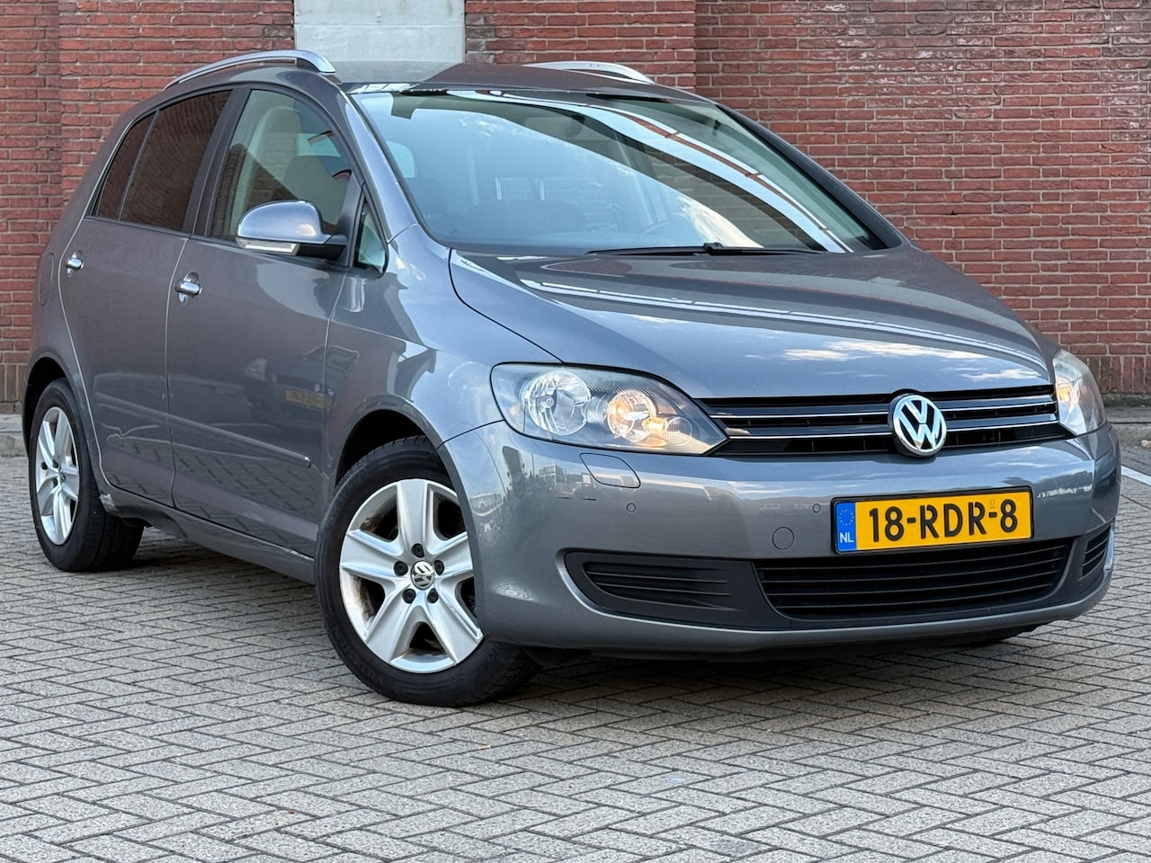 Volkswagen Golf Plus - 1.4 TSI Comfortline| AUTOMAAT | AIRCO | CRUISE | TREKHAAK | - AutoWereld.nl