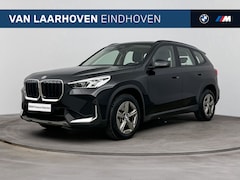 BMW X1 - sDrive20i Automaat / Achteruitrijcamera / Sportstoelen / Parking Assistant