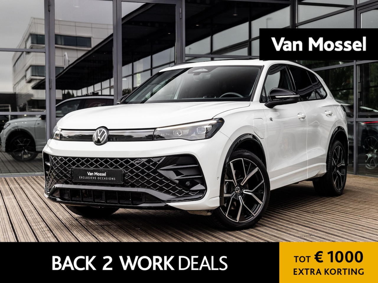 Volkswagen Tiguan - 1.5 eHybrid R-Line Edition | PANORAMA/SCHUIF-KANTELDAK | ADAPTIVE CRUISE CONTROL. | ACHTER - AutoWereld.nl