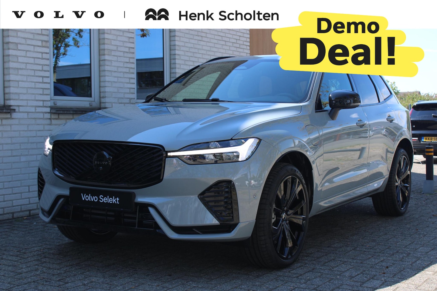 Volvo XC60 - T6 Plug-in hybrid AWD Plus Black Edition Adaptive Cruise & Pilot Assist | Panoramisch Schu - AutoWereld.nl