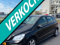 Mercedes-Benz B-klasse - 170 Nap, Automaat, Lees tekst