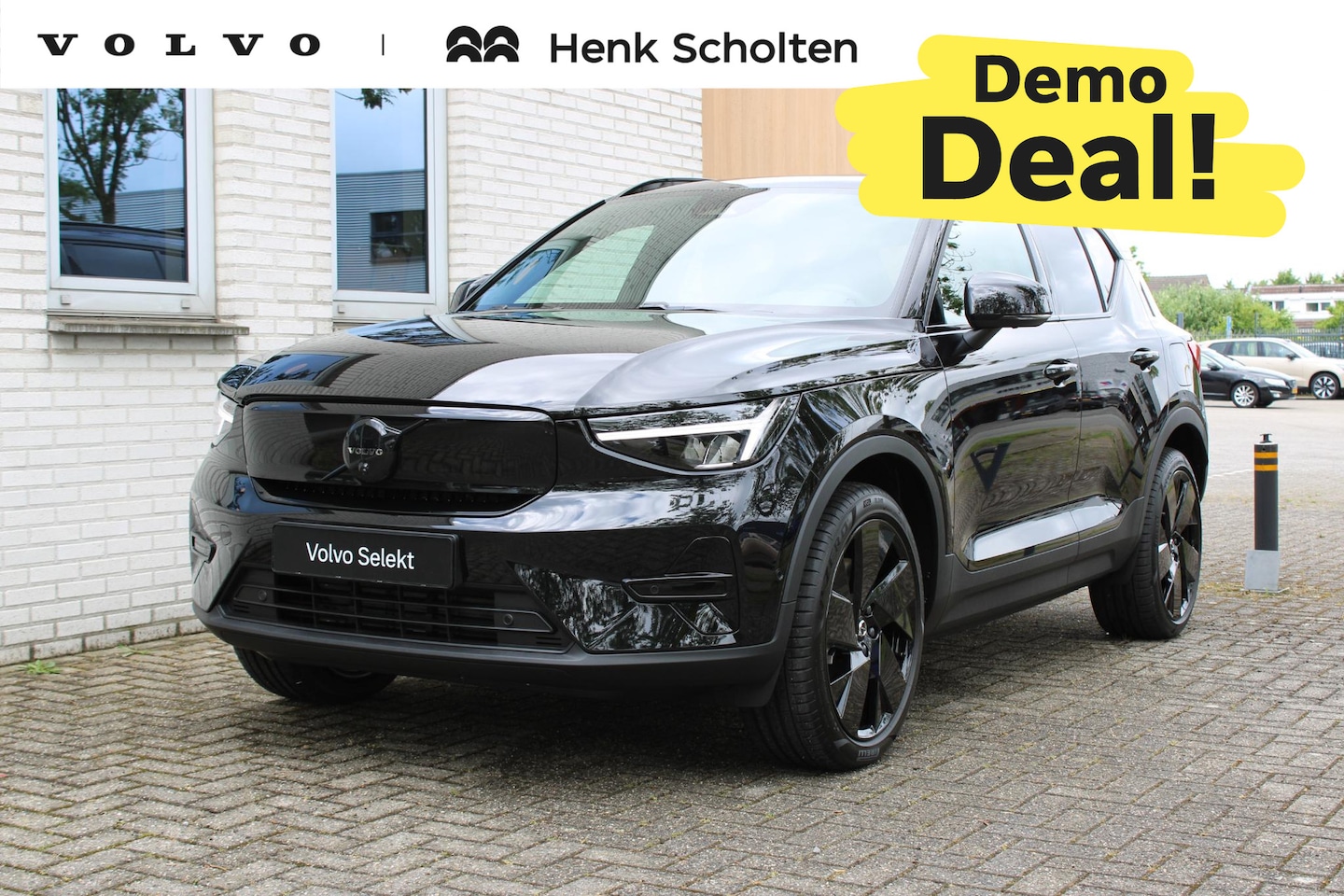 Volvo EX40 - Single Motor Ext. Range Ultra Black Edition Europa | Verlichte Scuff Plate bagageruimtedre - AutoWereld.nl
