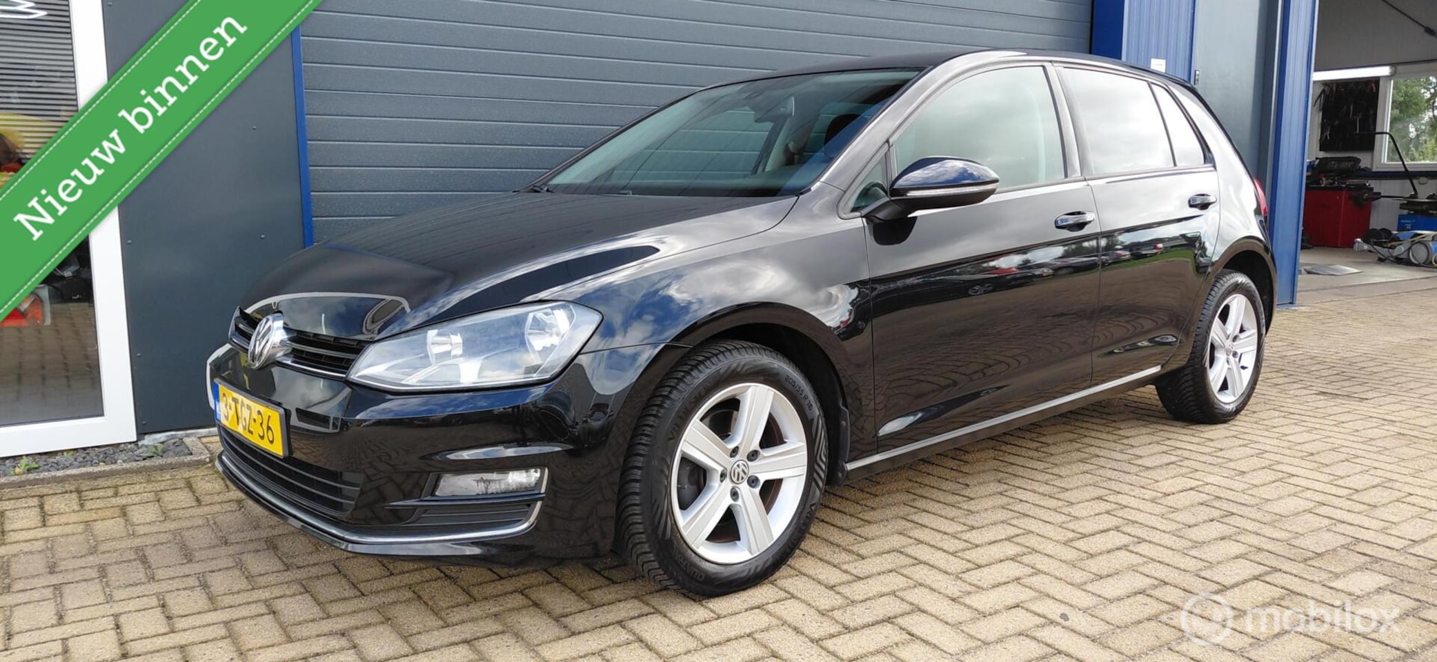 Volkswagen Golf - 1.2 TSI Highline 1.2 TSI Highline,Cruise,Stoelverw - AutoWereld.nl