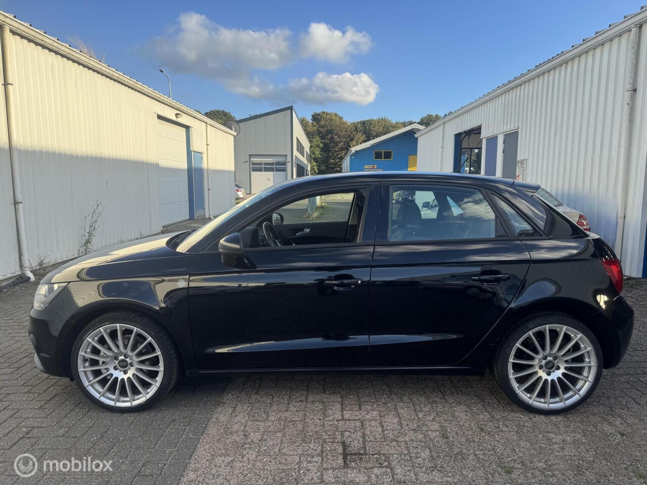 Audi A1 Sportback - 1.4 TFSI Attraction Pro Line Business 1.4 TFSI Attraction Pro Line Business - AutoWereld.nl