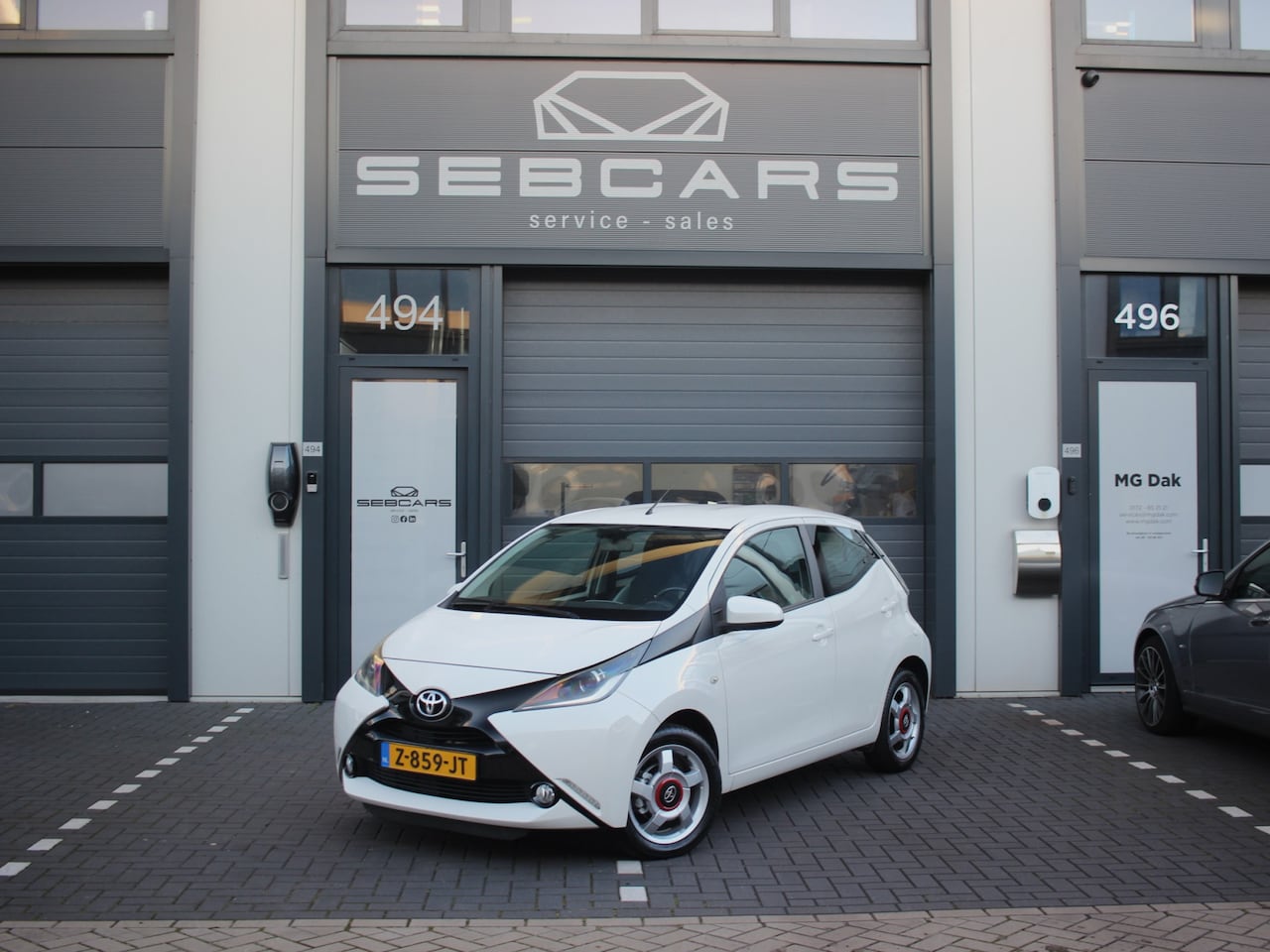 Toyota Aygo - 1.0 VVT-i x-play 1.0 VVT-i x-play - AutoWereld.nl
