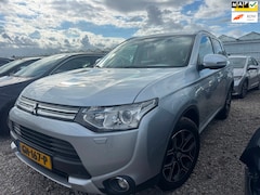 Mitsubishi Outlander - | 2015 | 2.0 PHEV Executive Edition X-Line | Automaat | Export en Handel | APK