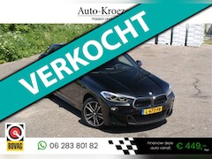 BMW X2 - SDrive20i | M Pakket | Head Up | Sfeer verlichting |