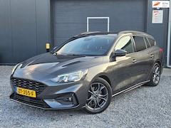 Ford Focus Wagon - 1.0 EcoBoost Titanium ST-Line Business Zeer nette auto