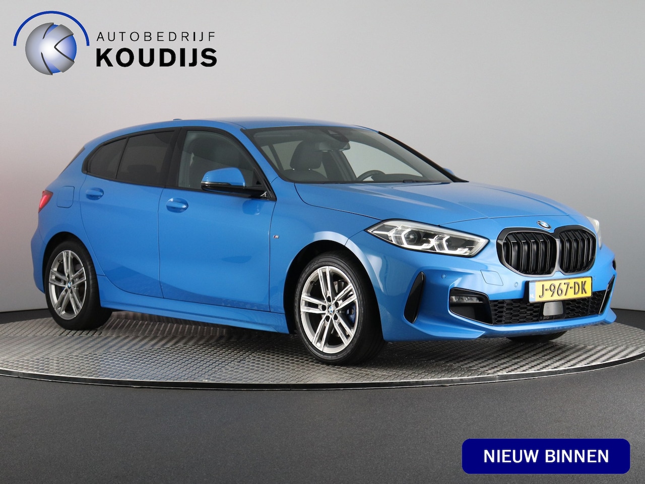 BMW 1-serie - 118i High Executive M-Sport (NL-Auto / Virtual Display / Cruise / Carplay / Sfeerverlichti - AutoWereld.nl