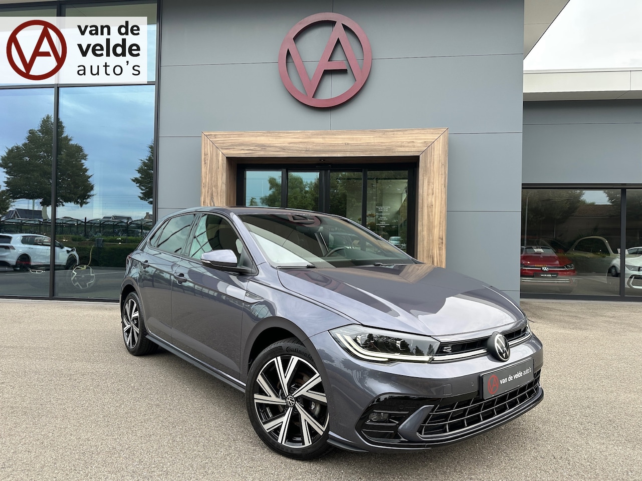 Volkswagen Polo - 1.0 TSI DSG R-Line 110pk | Adapt. Cruise | IQ light | 17 inch | Camera | Virtual | Carplay - AutoWereld.nl