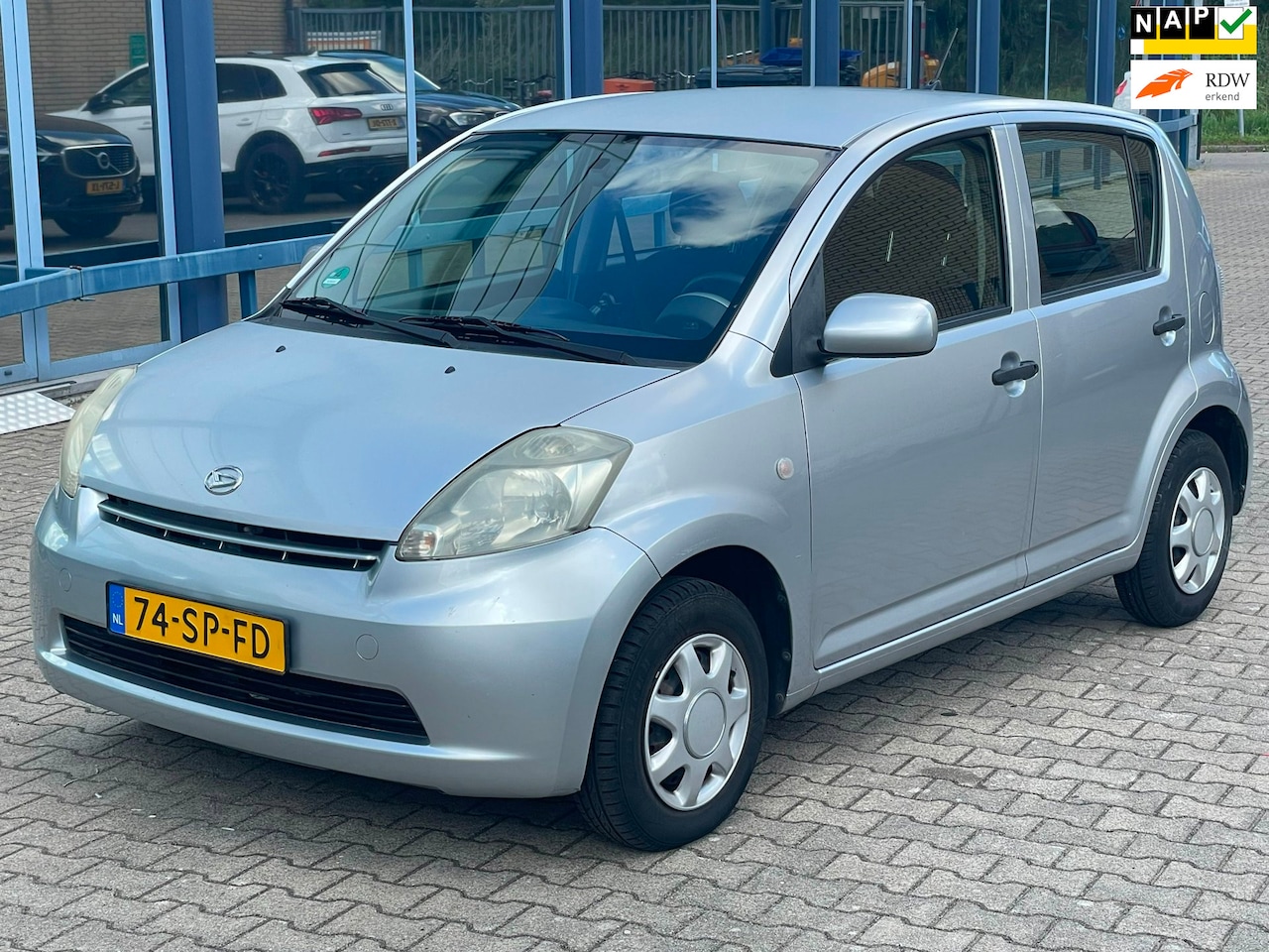Daihatsu Sirion 2 - 1.0-12V Trend Airco Stuurbekr 5-Deurs Nap! - AutoWereld.nl