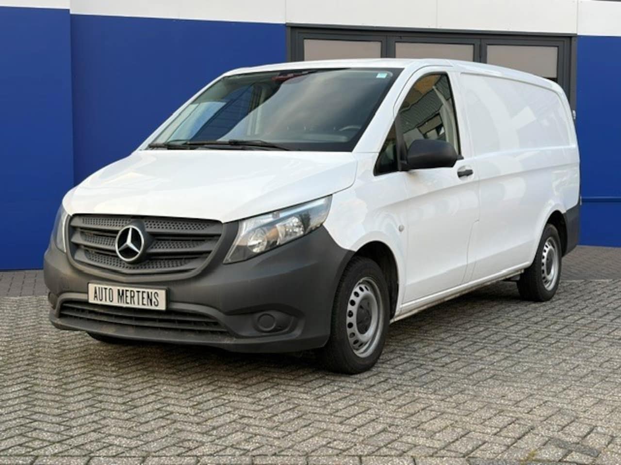 Mercedes-Benz Vito - 110 CDI 102PK LANG | TREKHAAK | 3-ZITS - AutoWereld.nl