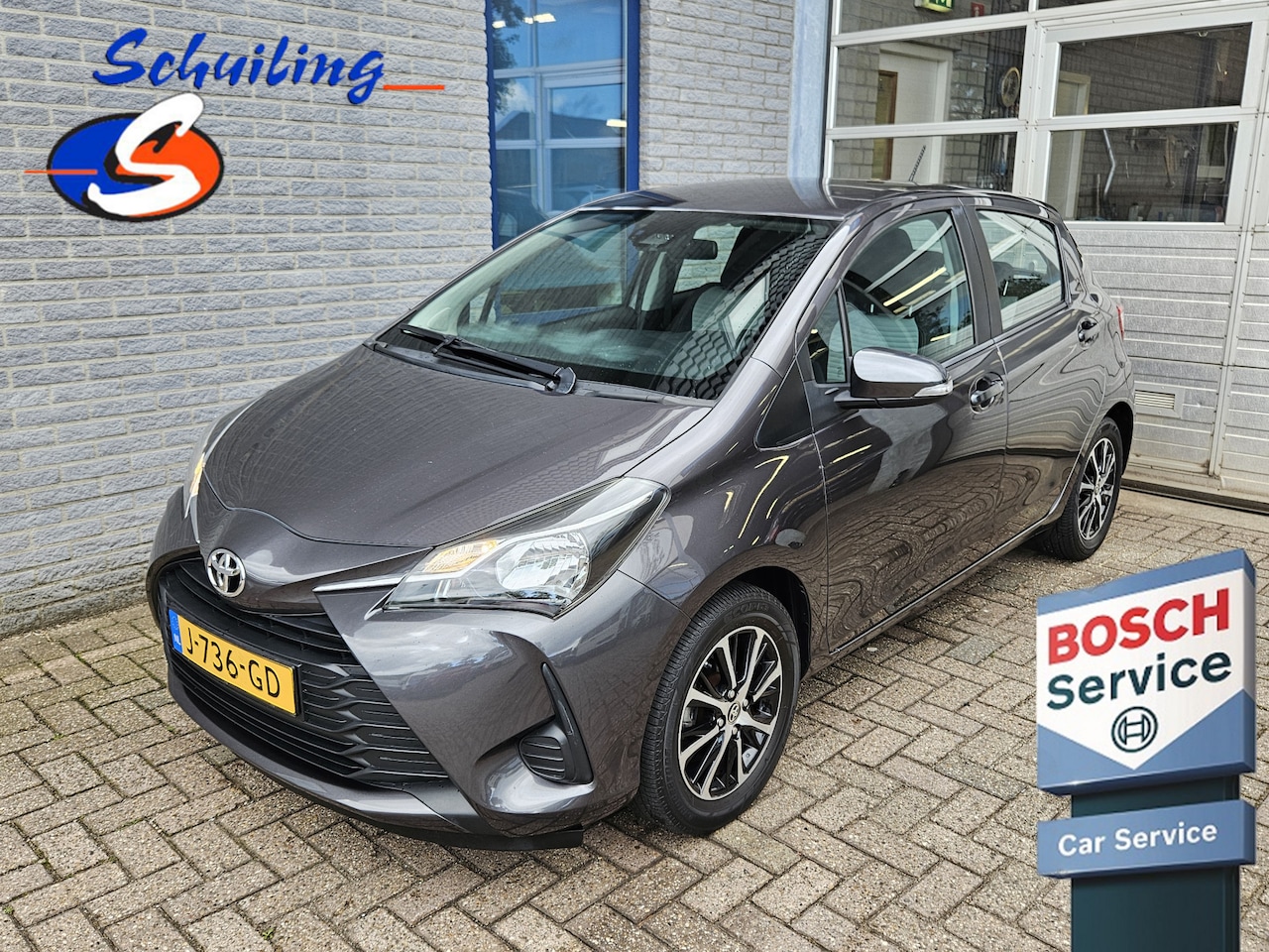 Toyota Yaris - 1.0 VVT-i Connect Inclusief Afleveringskosten - AutoWereld.nl