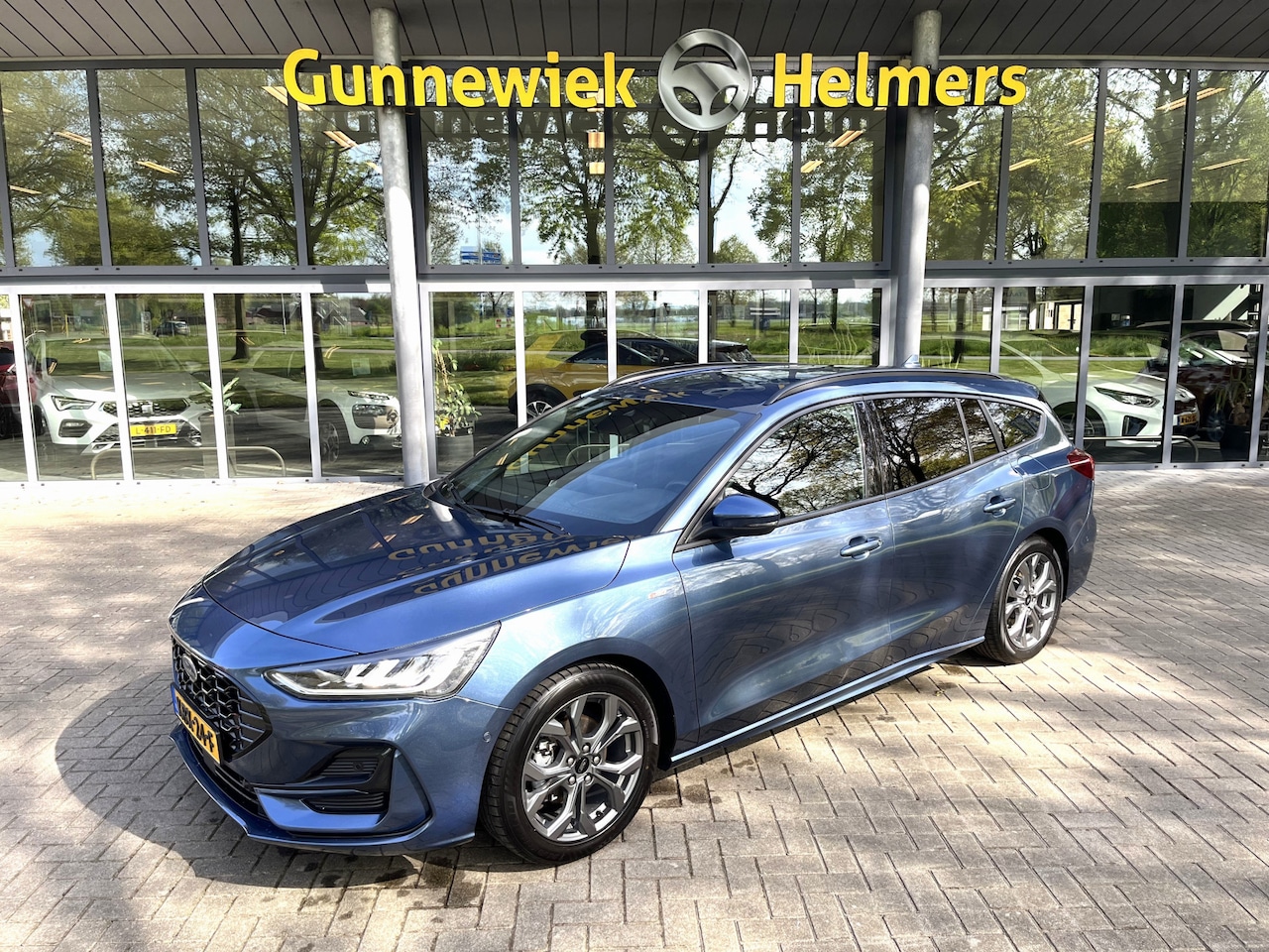 Ford Focus Wagon - 1.0 EcoBoost Hybrid Titanium X | DRIVER ASSISTANCE PACK | WINTER PACKAGE - AutoWereld.nl