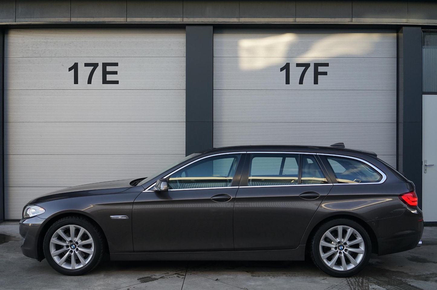 BMW 5-serie Touring - 523i High Executive 523i High Executive - AutoWereld.nl