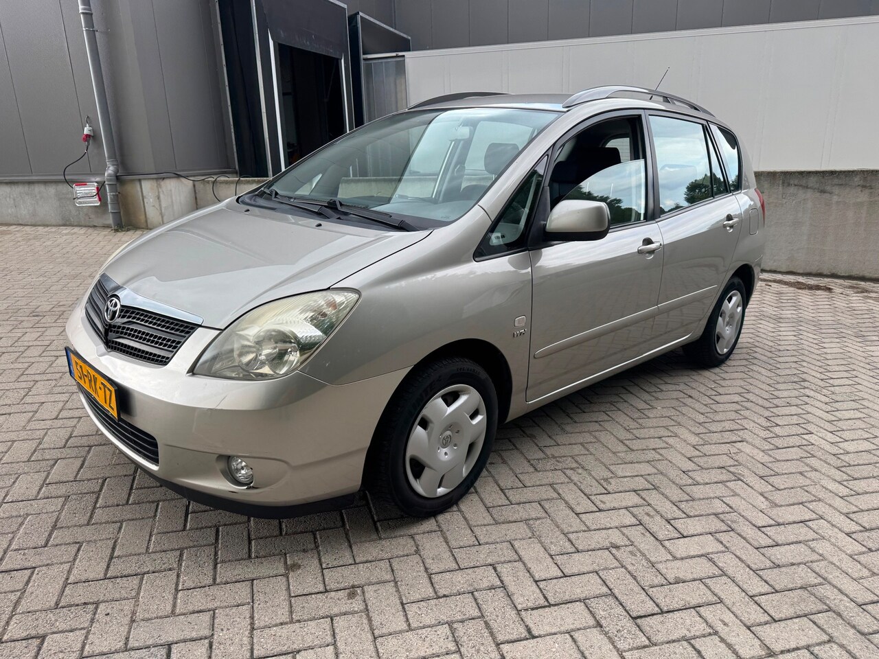 Toyota Corolla Verso - 1.6 VVT-i Linea Sol airco - AutoWereld.nl