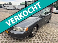 Volvo V70 - 2.4 D5 Momentum