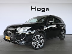 Mitsubishi Outlander - 2.0 PHEV Automaat Limited Edition X-Line Navigatie Leder Trekhaak Schuifdak Rijklaarprijs