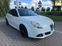 Alfa Romeo Giulietta - 1.4 T Distinctive