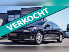 Volkswagen Passat - 1.4 TSI GTE Connected Series Plus | Adaptief Cruise Control | Panorama | Apple Carplay | S