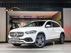Mercedes-Benz GLA-Klasse - Luxury 200 TREKHAAK CARPLAY NAVI ADAPTIEF CRUISE ECC