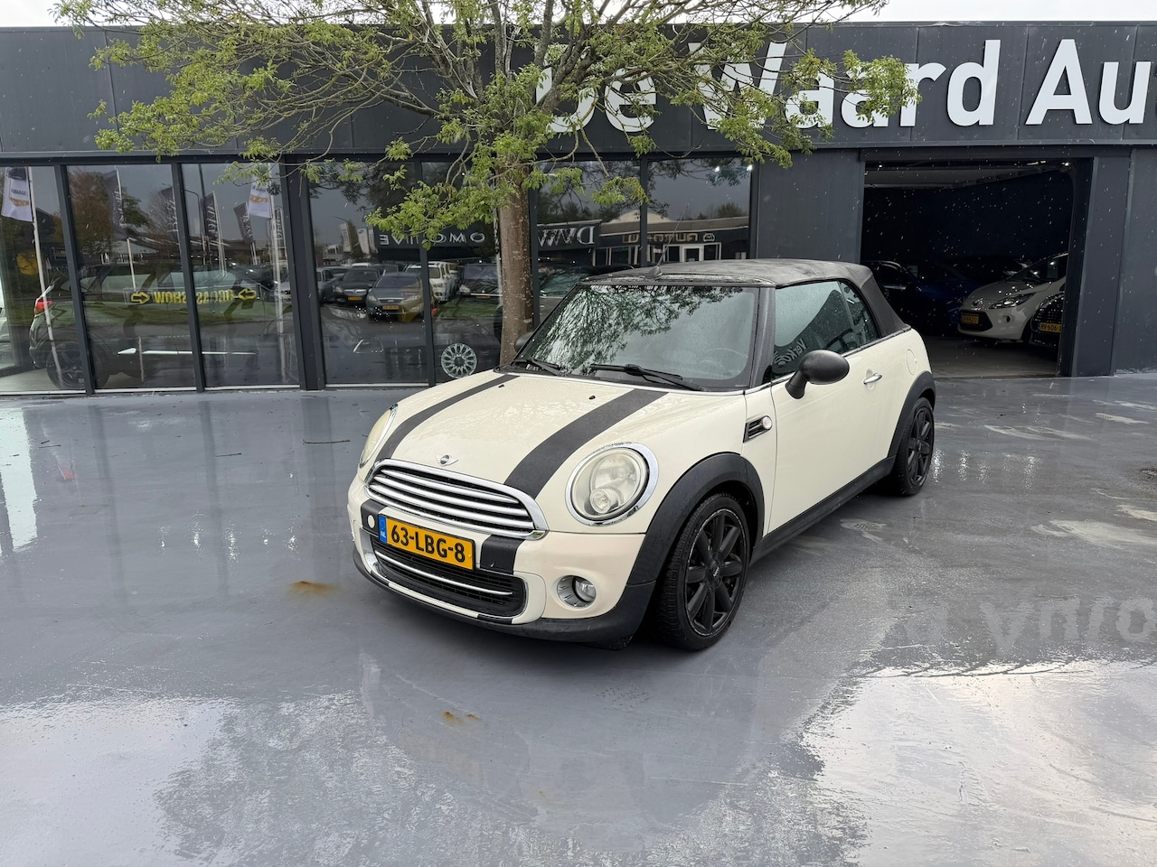 MINI Cabrio - 1.6 One Pepper/ cabrio/airco/leder/NAP/Stoelverwarming/6 maanden garantie - AutoWereld.nl